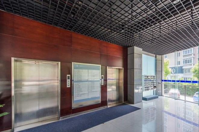 麗晟廣場(chǎng)