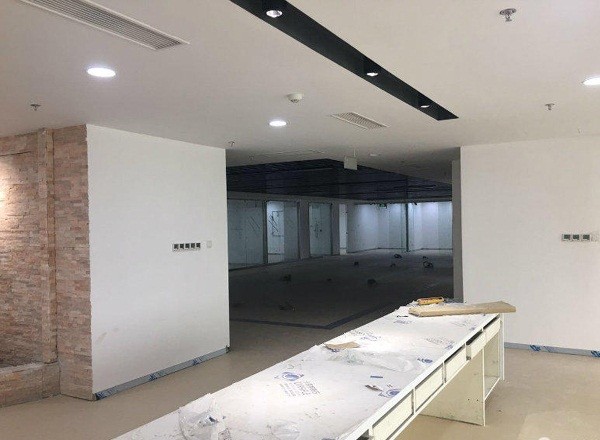 百安居浦東商務(wù)大廈