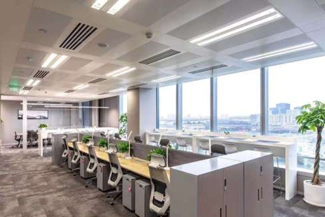 環(huán)球都會(huì)廣場(chǎng)