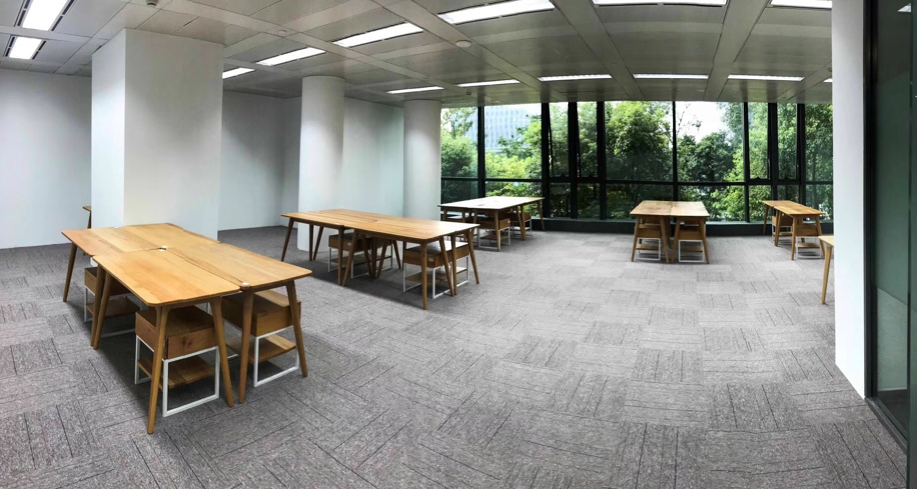 東方萬國企業(yè)中心