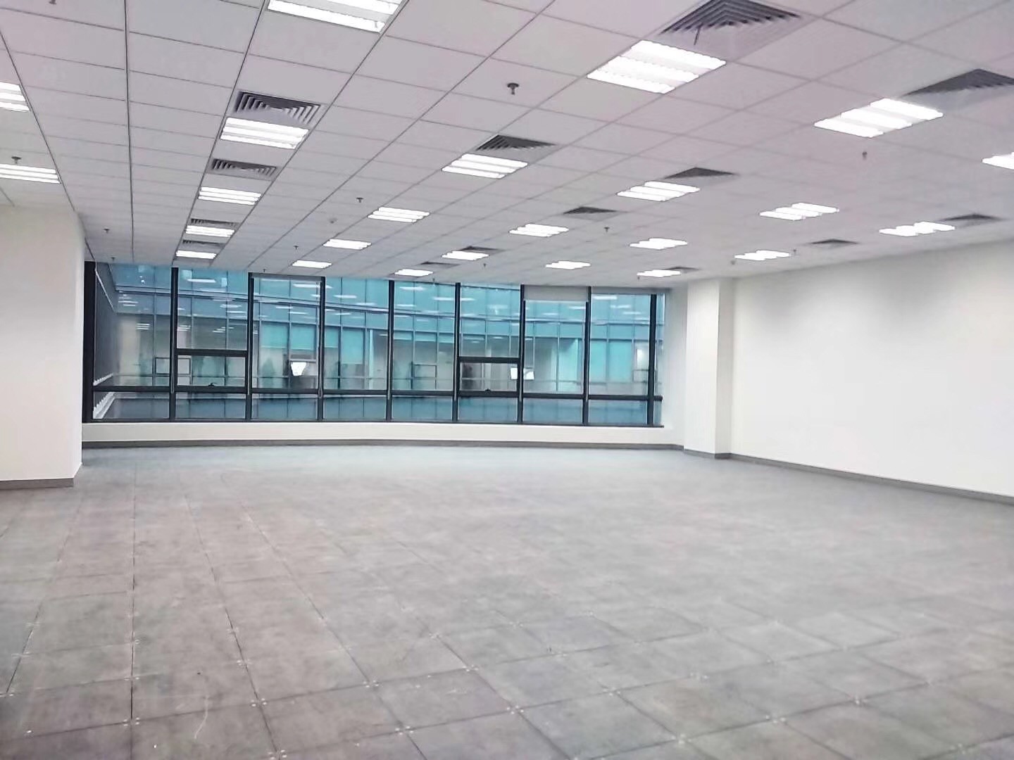 環(huán)球都會(huì)廣場(chǎng)1