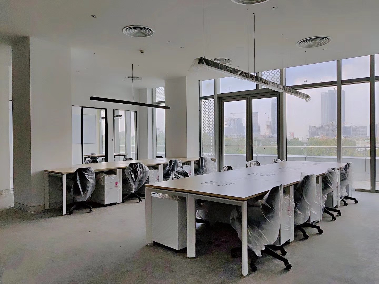 環(huán)球都會(huì)廣場(chǎng)