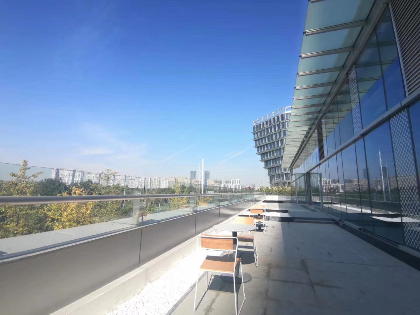 環(huán)球都會(huì)廣場(chǎng)