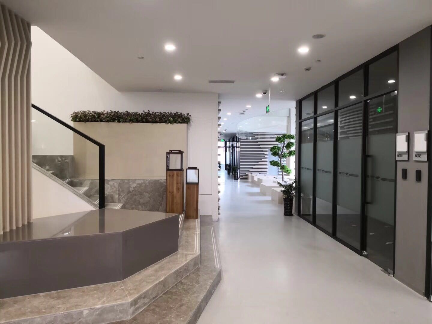 強(qiáng)生大廈