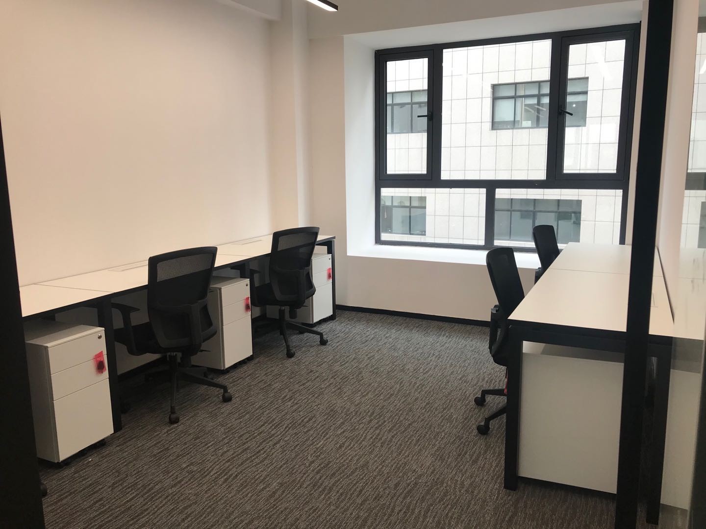 張江朗詩(shī)中心