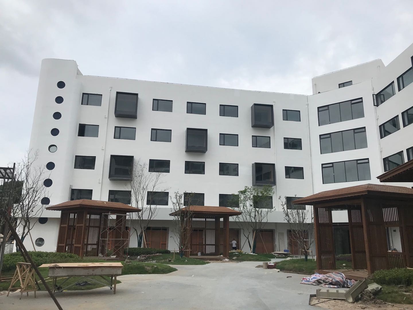 張江朗詩(shī)中心