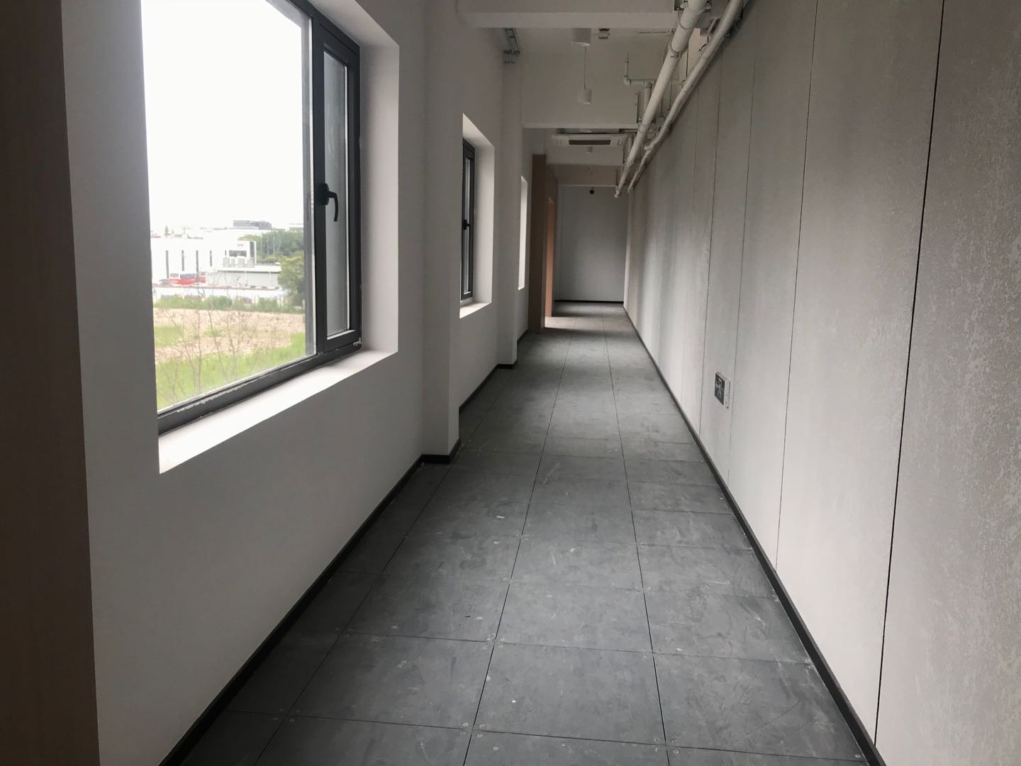 張江朗詩(shī)中心