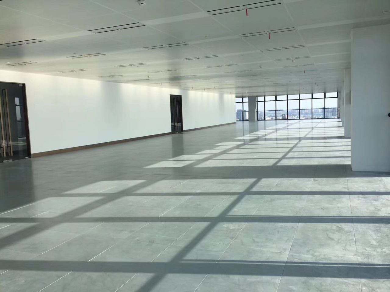 中建廣場(chǎng)