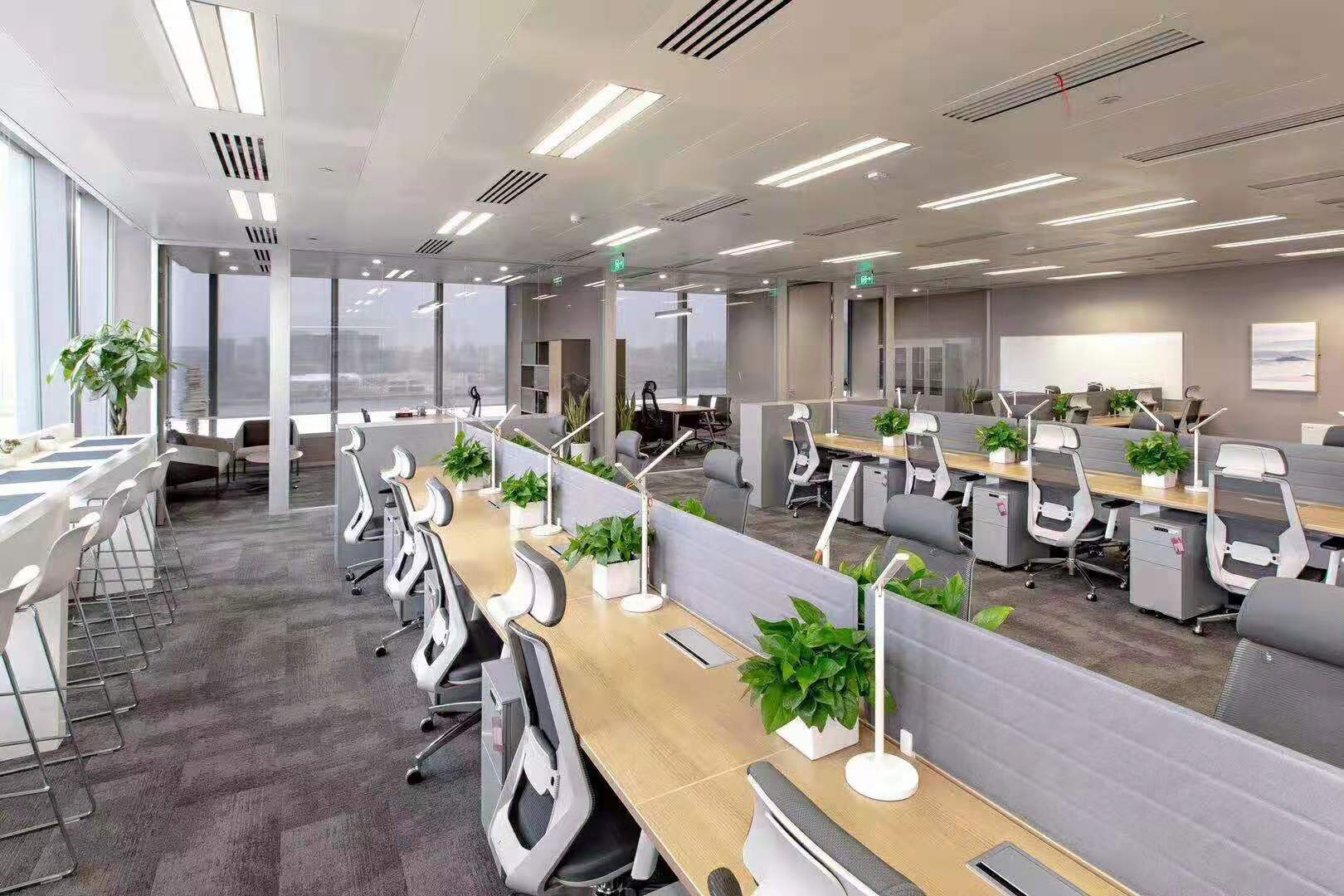 環(huán)球都會(huì)廣場(chǎng)