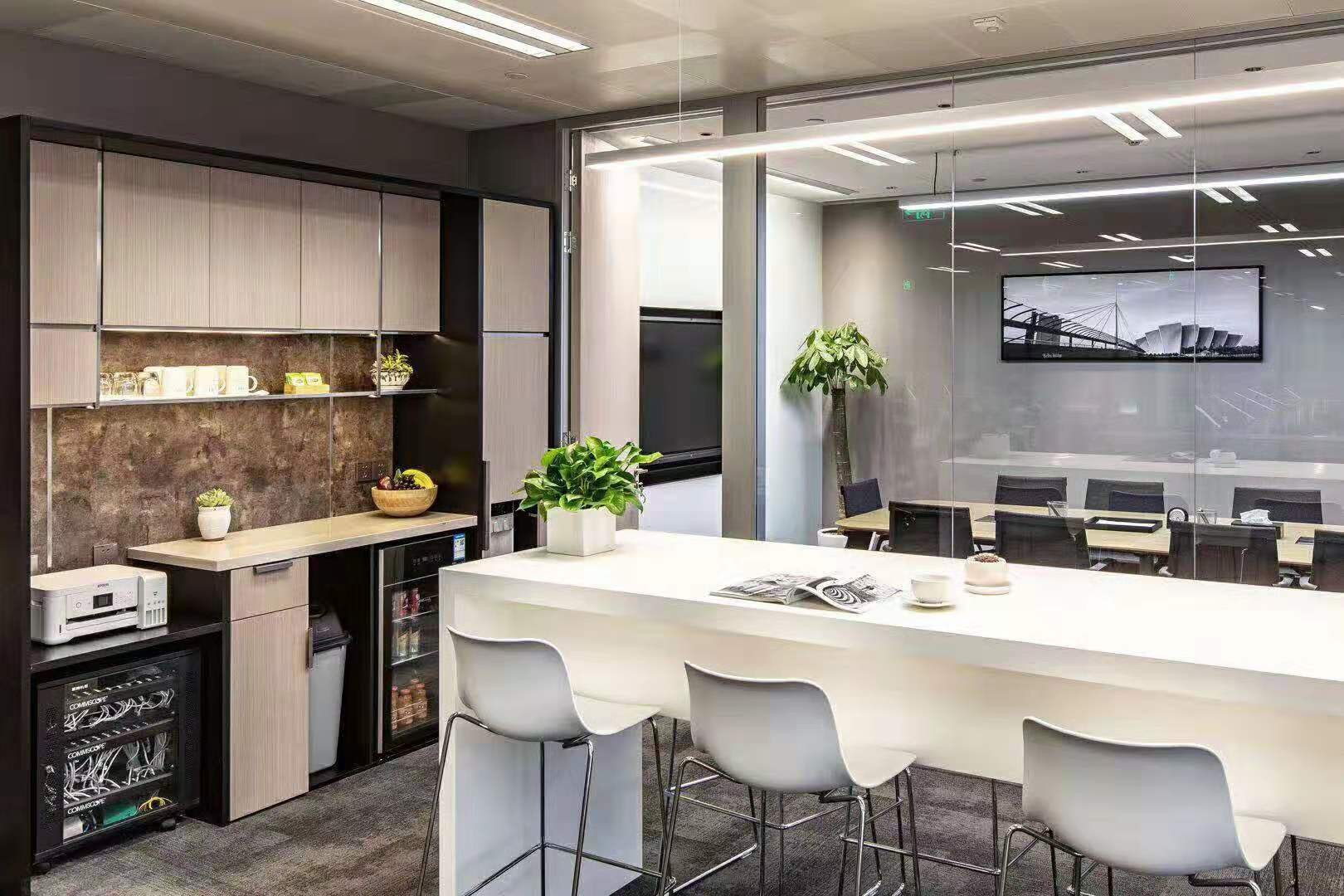 環(huán)球都會(huì)廣場(chǎng)