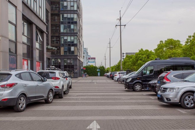 城置廣場(chǎng)