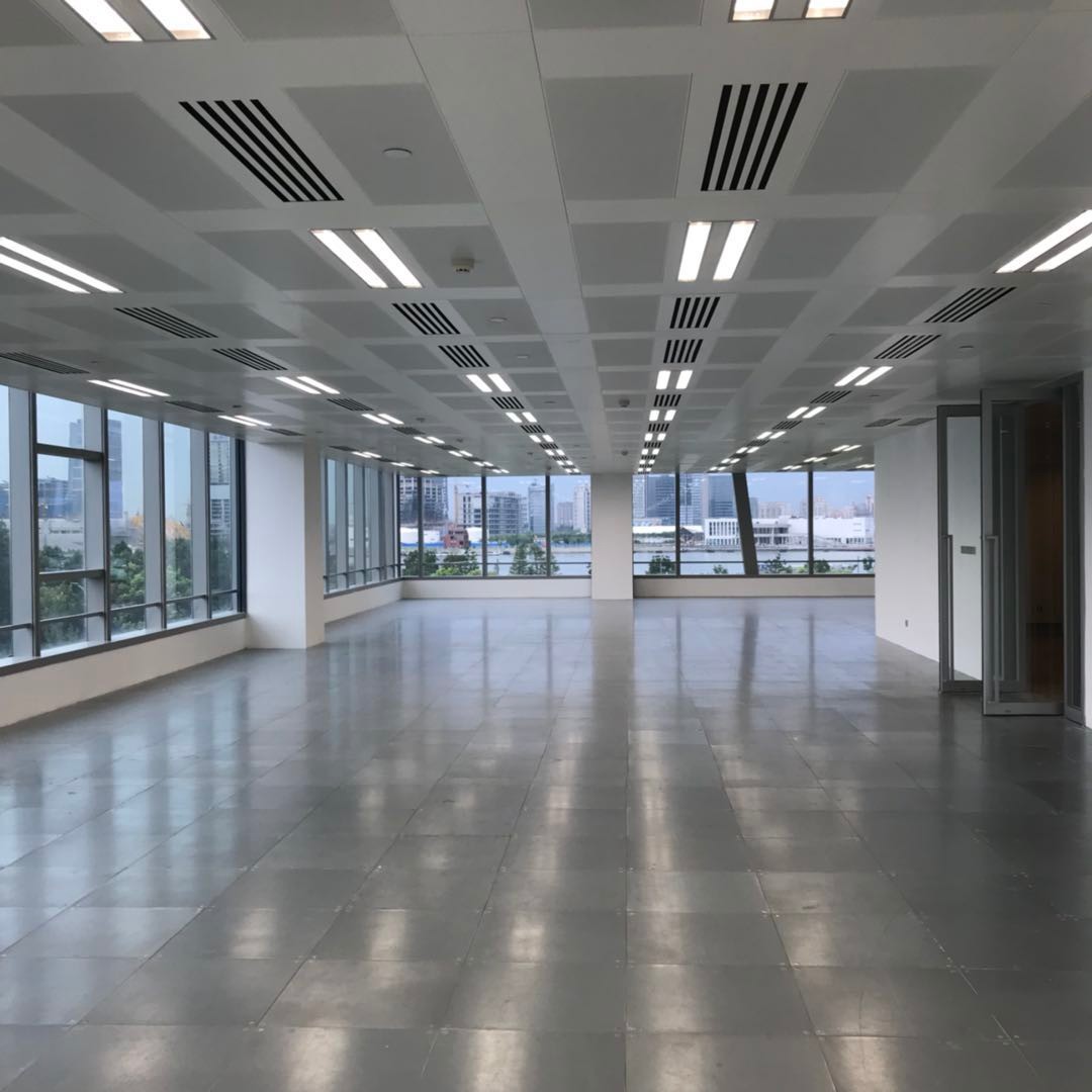 環(huán)球都會廣場