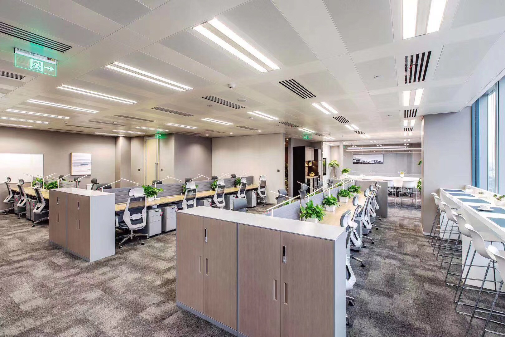 環(huán)球都會(huì)廣場