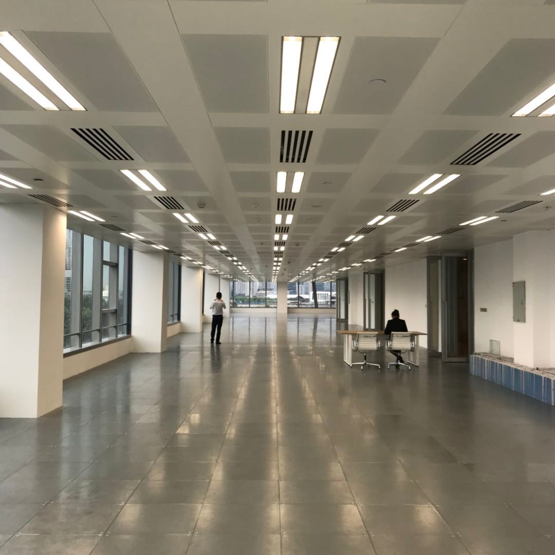 環(huán)球都會廣場