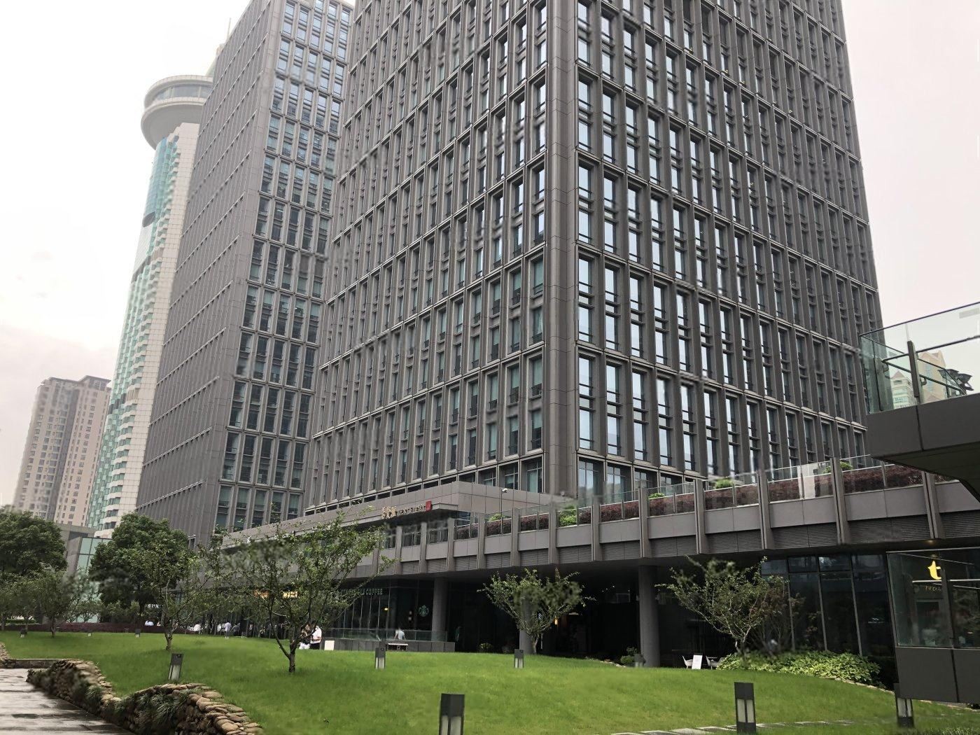 陸家嘴世紀(jì)金融廣場(chǎng)