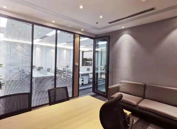 上海實(shí)業(yè)大廈1