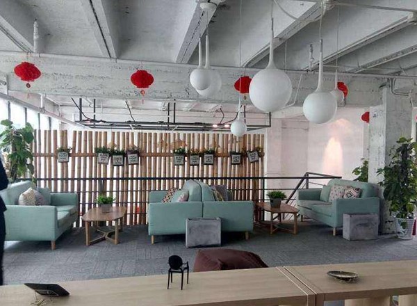 越界創(chuàng)意園1