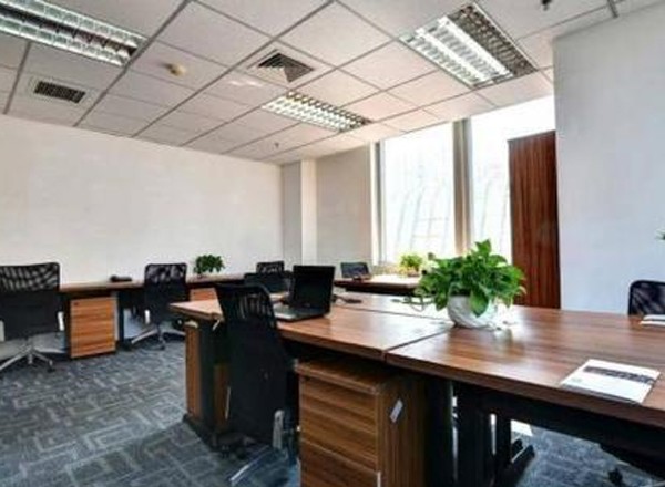 新橋商務(wù)中心