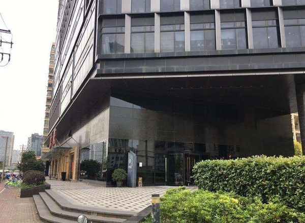 華京商務(wù)大廈