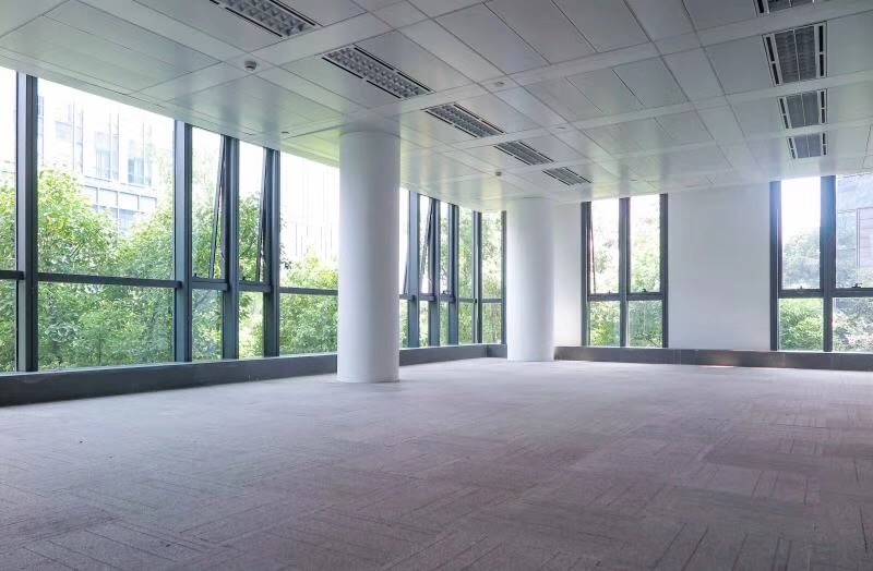 東方萬國企業(yè)中心