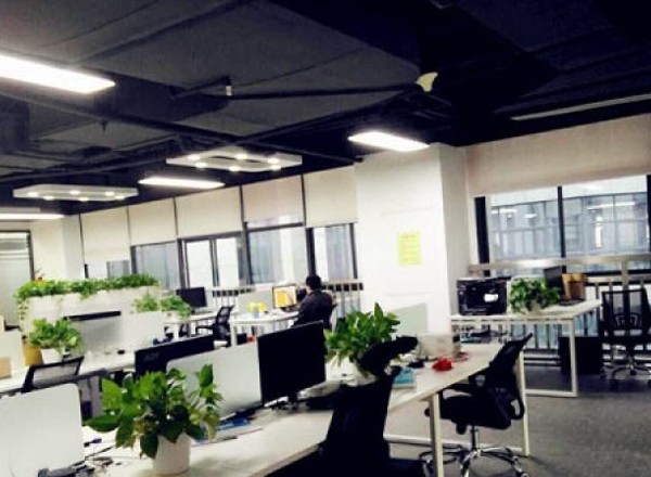 華聯(lián)創(chuàng)意廣場(chǎng)