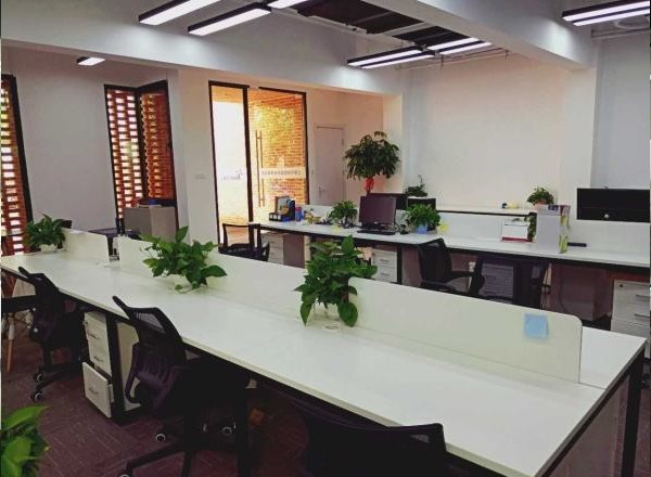 華聯(lián)創(chuàng)意廣場(chǎng)