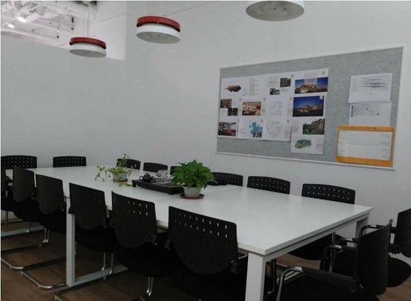 華聯(lián)創(chuàng)意廣場(chǎng)