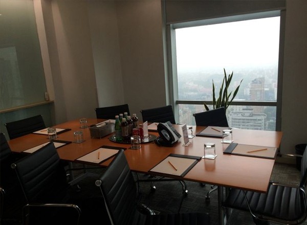 新虹橋中心大廈