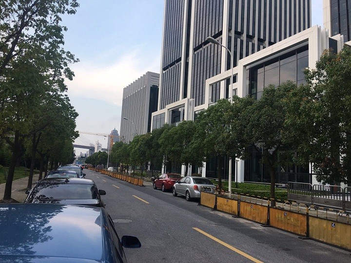 陸家嘴濱江中心