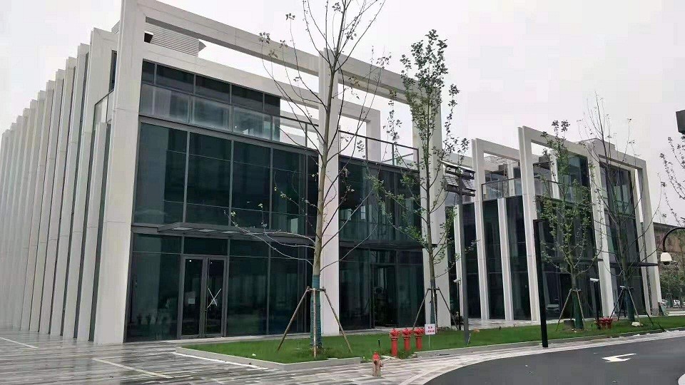 陸家嘴濱江中心