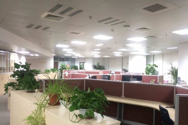 新梅聯(lián)合廣場(chǎng)