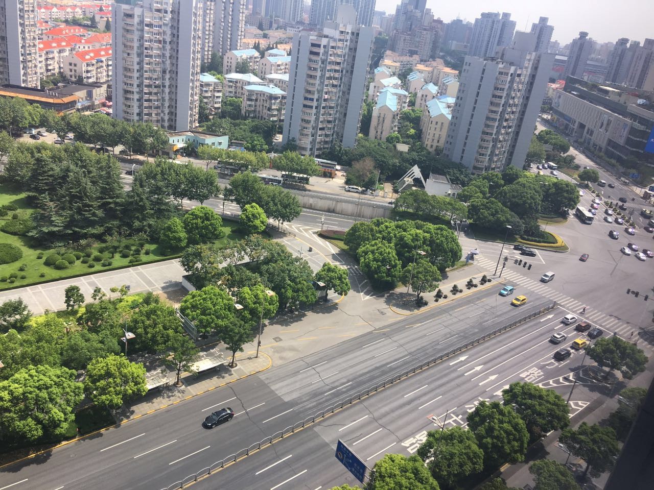 東方金融廣場(chǎng)