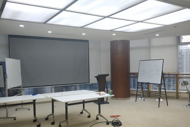 新梅聯(lián)合廣場(chǎng)