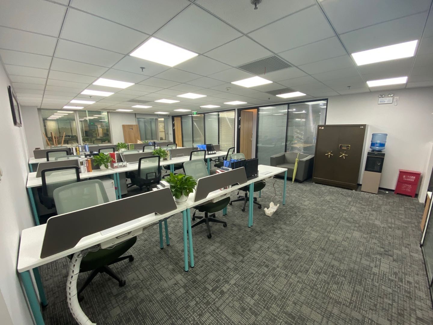 新上海國際大廈