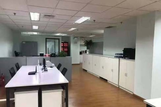 內(nèi)外聯(lián)大廈