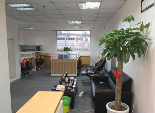 內(nèi)外聯(lián)大廈1