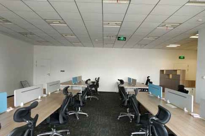 由由世紀(jì)廣場