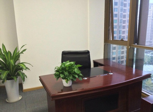 萬(wàn)嘉商業(yè)廣場(chǎng)