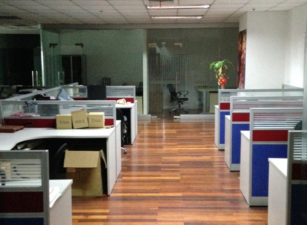 現(xiàn)代通信大廈