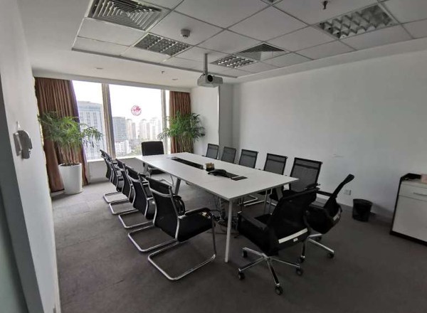 中達(dá)廣場(chǎng)