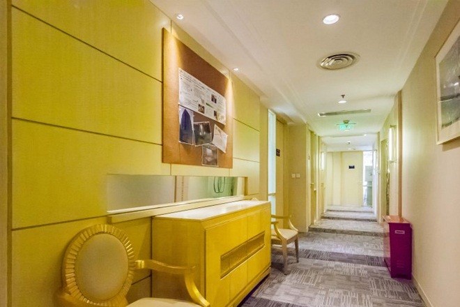 阿波羅商務中心(湯臣金融大廈)