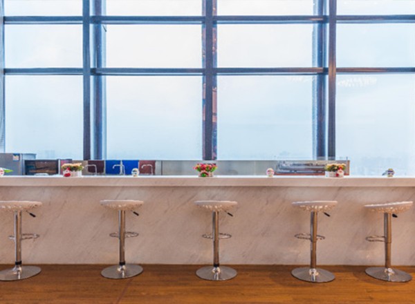 航運(yùn)和金融產(chǎn)業(yè)基地(魯能國際中心)