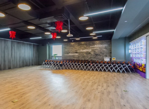 張江跨國企業(yè)聯(lián)合孵化平臺(科海大樓)