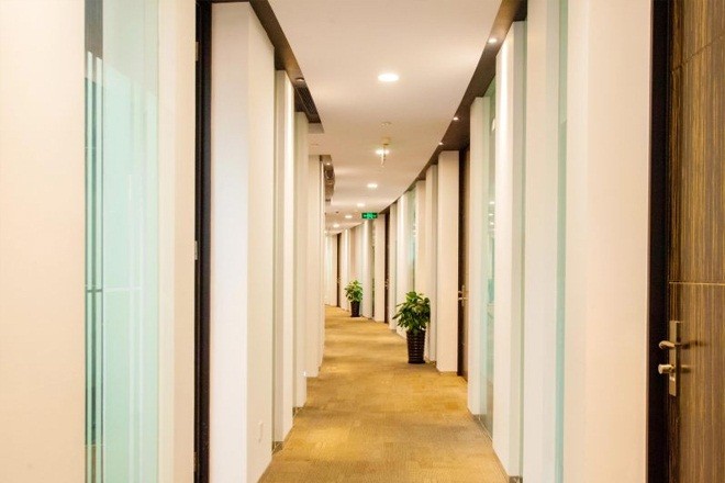 雷格斯商務(wù)中心(恒隆廣場(chǎng))