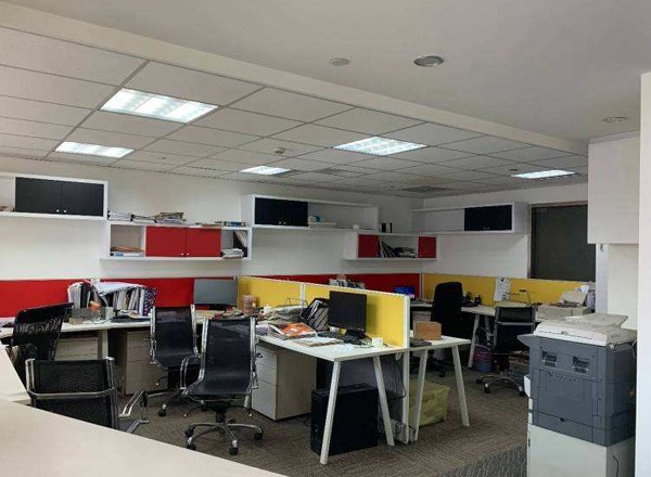 浦發(fā)廣場(chǎng)