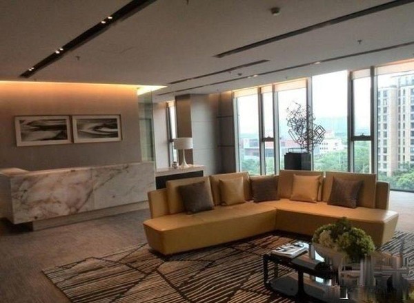 中環(huán)現(xiàn)代大廈