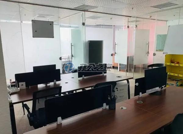 現(xiàn)代交通商務(wù)大廈