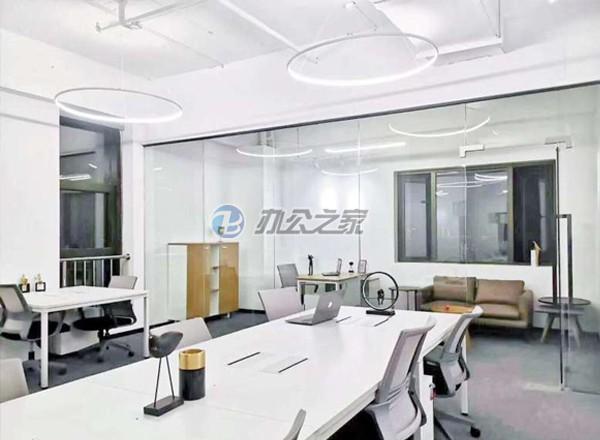 共和國(guó)際商務(wù)廣場(chǎng)