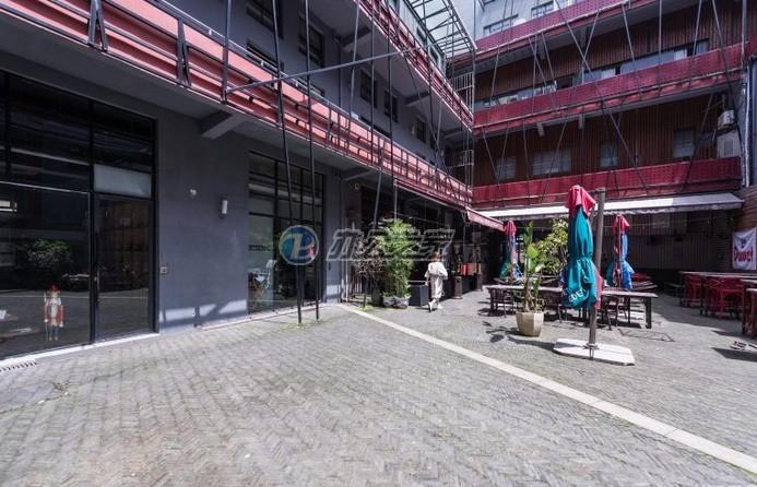 映巷創(chuàng)意工場727