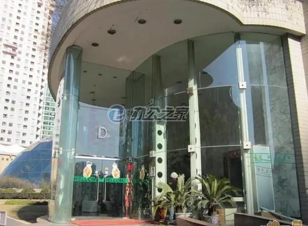 長(zhǎng)寧新世紀(jì)廣場(chǎng)